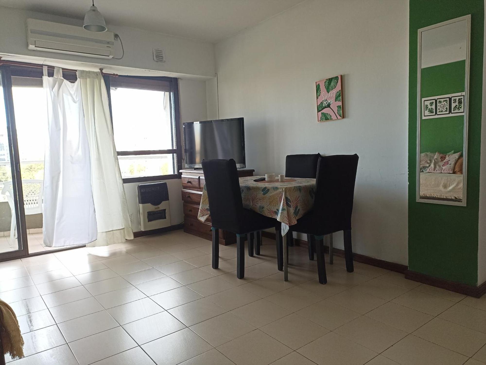 Departamento Plaza Moreno Con Balcon Ла Плата Екстериор снимка