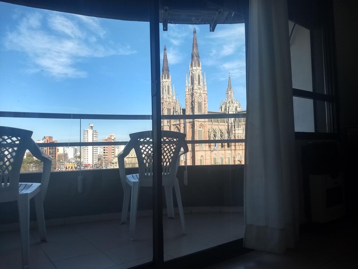 Departamento Plaza Moreno Con Balcon Ла Плата Екстериор снимка