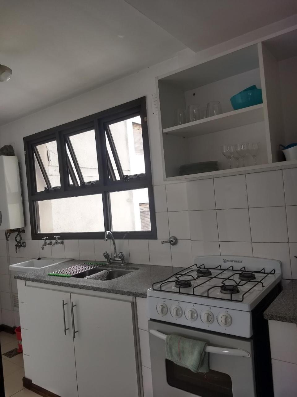 Departamento Plaza Moreno Con Balcon Ла Плата Екстериор снимка