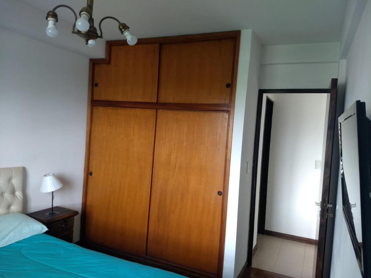 Departamento Plaza Moreno Con Balcon Ла Плата Екстериор снимка